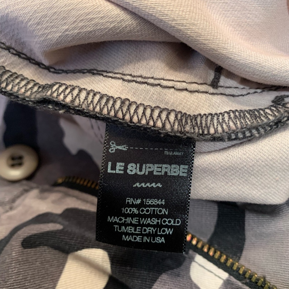Le Superbe Casbah Blushing Camo Pink Gray Black Cargo Pants Size 4 NWT - Picture 8 of 8